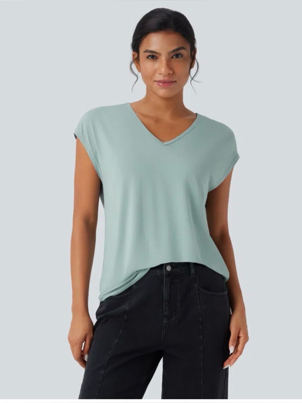 NWT Halara V Neck Cap Sleeve Casual T-Shirt in Blue Surf - Size M